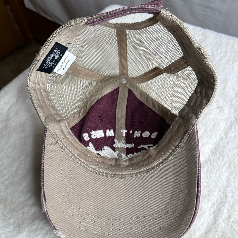 Katydid Don’t Mess with Texas Girl Hat - Picture 2 of 4